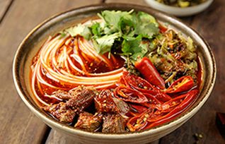 青和小鍋米線(xiàn) 匠心產(chǎn)品與專(zhuān)業(yè)餐飲管理的完美融合